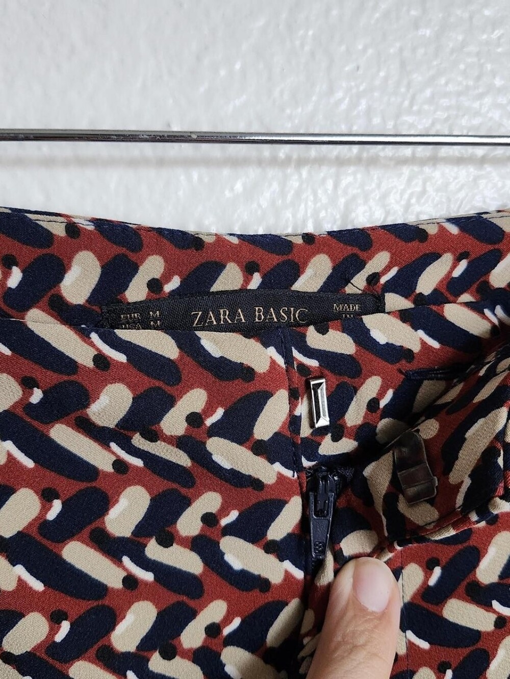 Zara Geometric Print Cigarette Pants Medium Retro Mod Ankle Pants - Picture 5 of 7